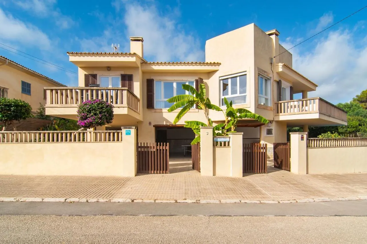Es Ganxo House Porto Cristo contacts